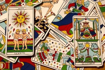 jeu de tarot pour lire l'avenir